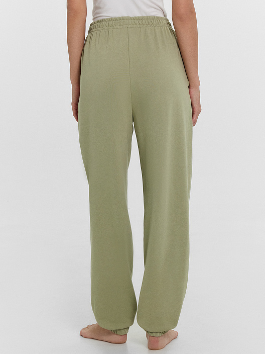 Брюки женские в зеленом оттенке - 3