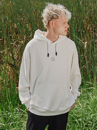 картинка Худи мужское в светло-молочном цвете  от магазина мужской одежды Mark Formelle